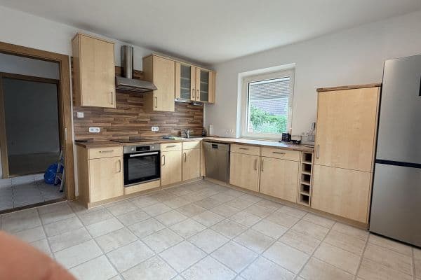 Pronájem bytu 3+1 70 m², Uttenreuth Pronájem bytu 3+1 70 m², Uttenreuth