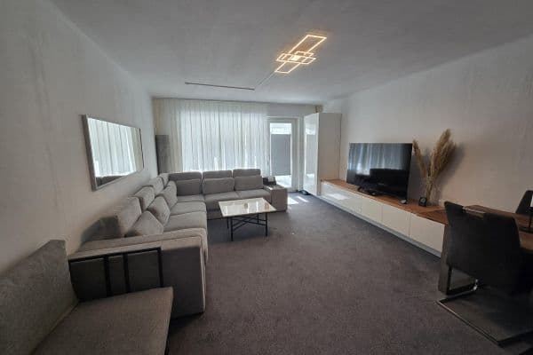 Pronájem bytu 1+1 46 m², Langenfeld Pronájem bytu 1+1 46 m², Langenfeld
