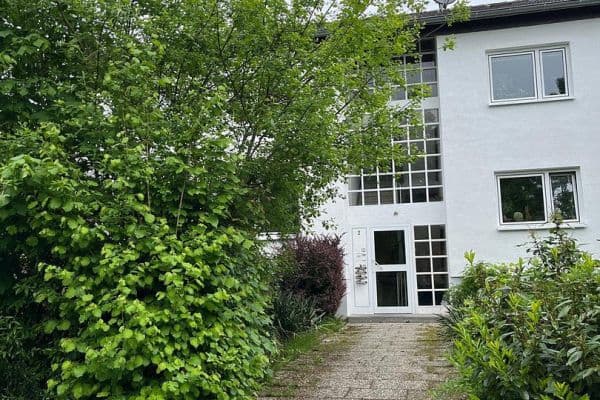 Pronájem bytu 3+1 73 m², Bergisch Gladbach Pronájem bytu 3+1 73 m², Bergisch Gladbach