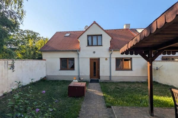 Pronájem domu 100 m², pozemek 247 m², V Poustkách, Mratín Pronájem domu 100 m², pozemek 247 m², V Poustkách, Mratín