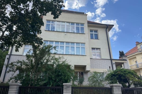 Pronájem bytu 5+1 150 m², Šárecká, Praha Pronájem bytu 5+1 150 m², Šárecká, Praha