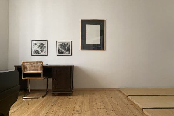 Pronájem bytu 1+1 45 m², Holandská, Praha Pronájem bytu 1+1 45 m², Holandská, Praha