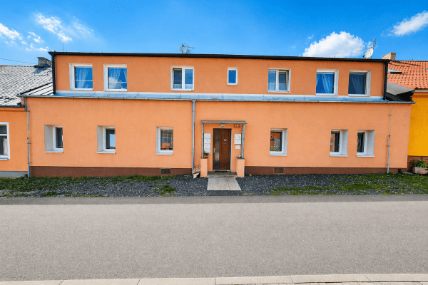Pronájem bytu 3+kk 56 m², Tlučenská kolonie, Tlučná Pronájem bytu 3+kk 56 m², Tlučenská kolonie, Tlučná