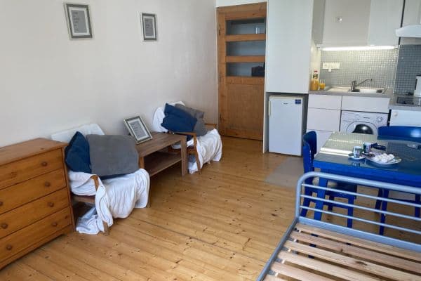 Pronájem bytu 1+kk 18 m², Sarajevská, Praha Pronájem bytu 1+kk 18 m², Sarajevská, Praha