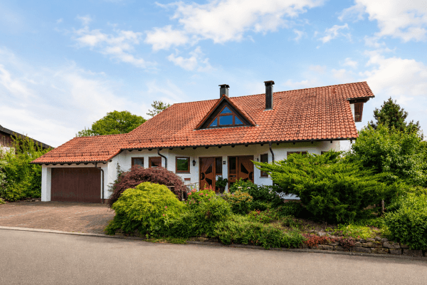 Prodej domu 154 m², pozemek 1.161 m², Wüstenrot-Finsterrot Prodej domu 154 m², pozemek 1.161 m², Wüstenrot-Finsterrot