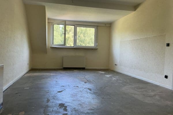 Pronájem bytu 3+1 67 m², Dellwiger Str. 37, Essen Pronájem bytu 3+1 67 m², Dellwiger Str. 37, Essen