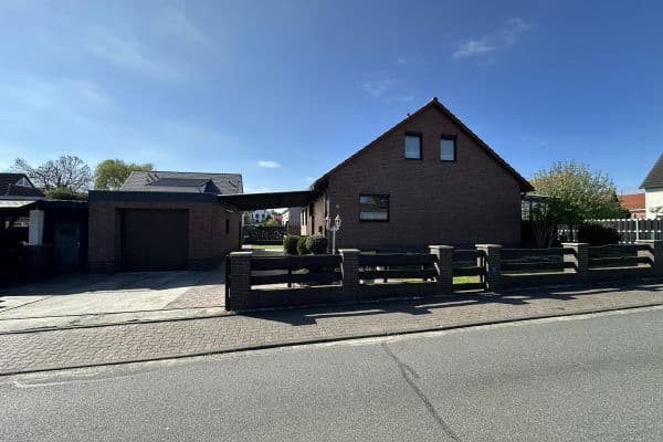 Prodej domu 140 m², pozemek 500 m², Wolfsburg Prodej domu 140 m², pozemek 500 m², Wolfsburg