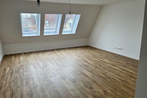 Pronájem bytu 3+1 98 m², Dietzgenstraße 93, Berlin, Berlín Pronájem bytu 3+1 98 m², Dietzgenstraße 93, Berlin, Berlín