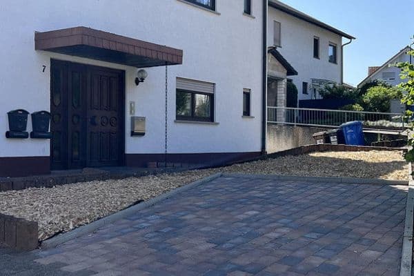 Pronájem bytu 2+1 75 m², Otterbach Pronájem bytu 2+1 75 m², Otterbach