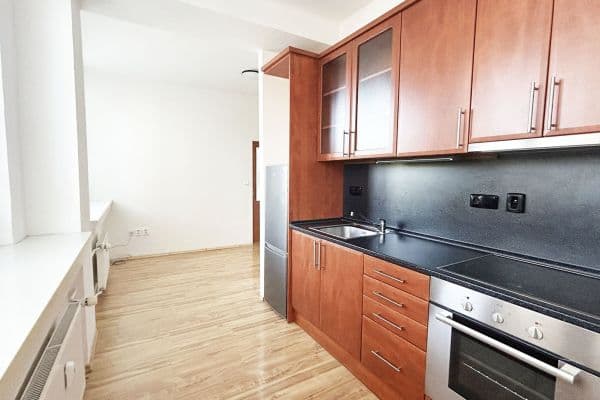Pronájem bytu 3+kk 42 m², Moskevská, Kladno Pronájem bytu 3+kk 42 m², Moskevská, Kladno
