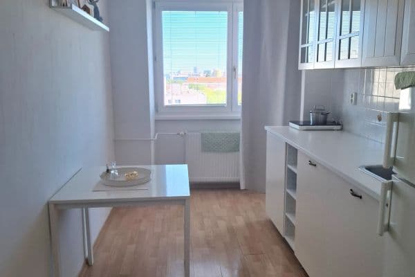 Prodej bytu 3+1 79 m², Budyšínska, Nové Mesto Prodej bytu 3+1 79 m², Budyšínska, Nové Mesto
