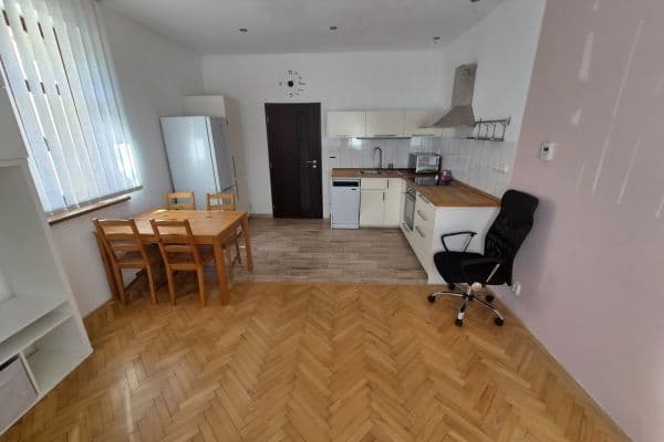 Pronájem bytu 2+kk 46 m², Khodlova, Praha Pronájem bytu 2+kk 46 m², Khodlova, Praha