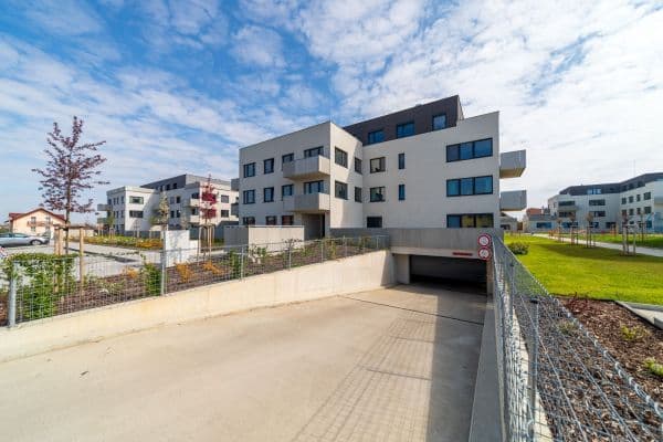 Pronájem bytu 2+kk 55 m², Žižkova, Horoměřice Pronájem bytu 2+kk 55 m², Žižkova, Horoměřice