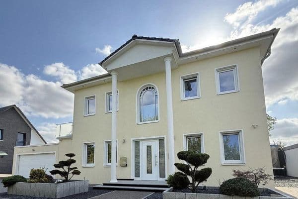 Prodej domu 221 m², pozemek 575 m², Wennigsen Prodej domu 221 m², pozemek 575 m², Wennigsen