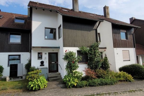Prodej domu 143 m², pozemek 235 m², Donauschwabenstraße, Eching, Bavorsko Prodej domu 143 m², pozemek 235 m², Donauschwabenstraße, Eching, Bavorsko