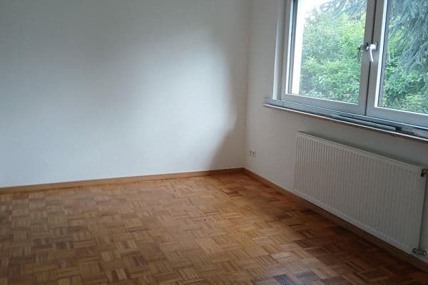 Pronájem bytu 3+1 91 m², Korntal-Münc Pronájem bytu 3+1 91 m², Korntal-Münc