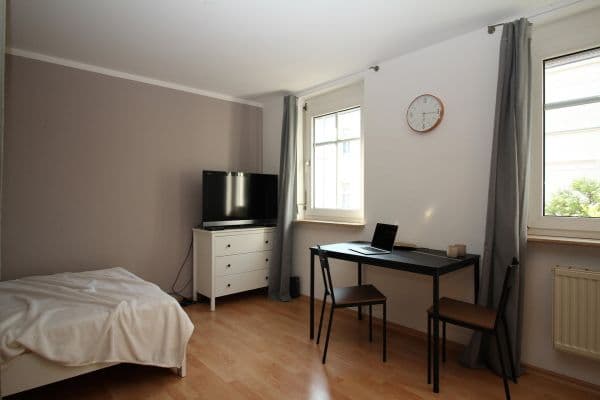 Pronájem bytu 1+1 36 m², Schorlemmerstraße 2a, Leipzig Pronájem bytu 1+1 36 m², Schorlemmerstraße 2a, Leipzig