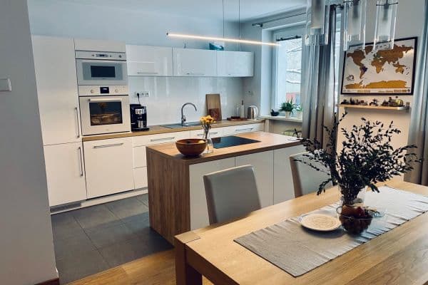 Pronájem bytu 3+kk 77 m², Na Aleji, Frýdek-Místek Pronájem bytu 3+kk 77 m², Na Aleji, Frýdek-Místek