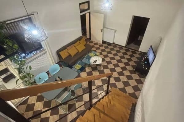 Pronájem bytu 3+1 100 m², V. Slukova, Veselí nad Lužnicí Pronájem bytu 3+1 100 m², V. Slukova, Veselí nad Lužnicí