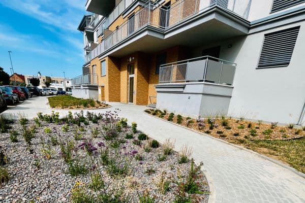Pronájem bytu 2+kk 55 m², U Sportovní školy, Pardubice Pronájem bytu 2+kk 55 m², U Sportovní školy, Pardubice
