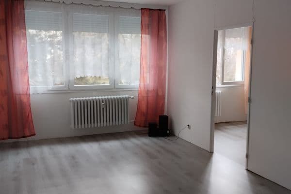 Prodej bytu 3+1 67 m², Dr. E. Beneše, Neratovice Prodej bytu 3+1 67 m², Dr. E. Beneše, Neratovice