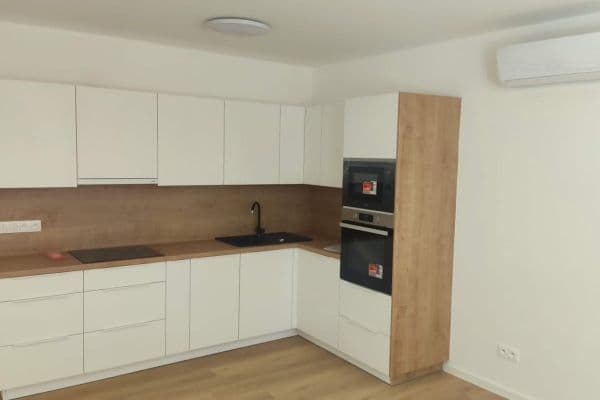 Pronájem bytu 2+kk 56 m², Drnovská, Vyškov, Jihomoravský kraj Pronájem bytu 2+kk 56 m², Drnovská, Vyškov, Jihomoravský kraj
