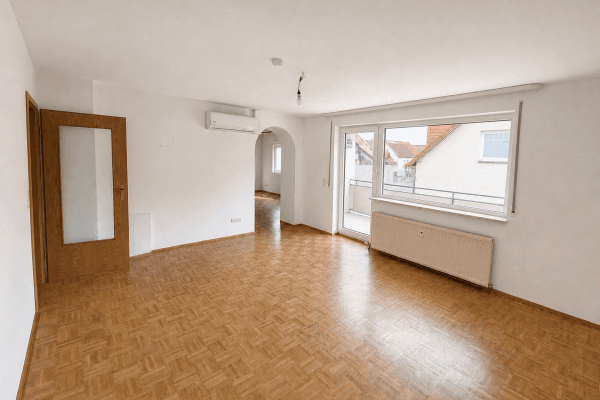 Pronájem bytu 4+1 125 m², Neuberg-Ravolzhausen Pronájem bytu 4+1 125 m², Neuberg-Ravolzhausen