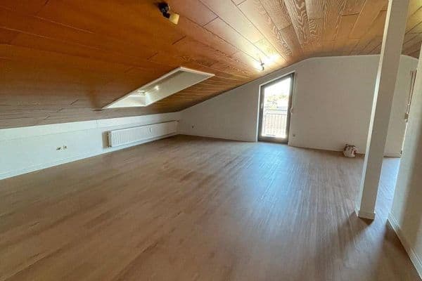 Pronájem bytu 4+kk 115 m², Brühl Pronájem bytu 4+kk 115 m², Brühl