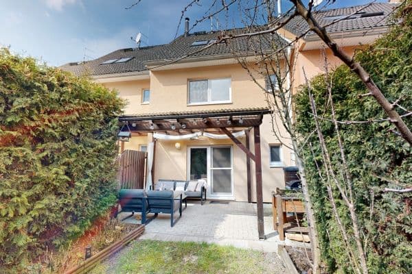Pronájem domu 120 m², pozemek 60 m², Škvorecká, Úvaly Pronájem domu 120 m², pozemek 60 m², Škvorecká, Úvaly