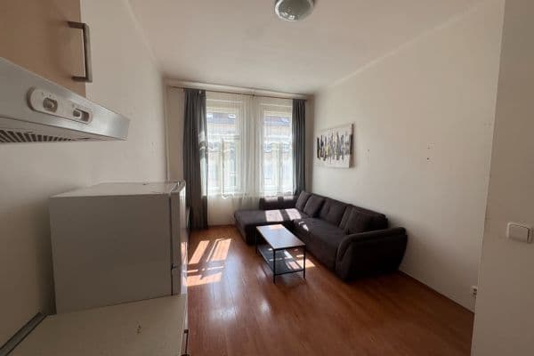 Pronájem bytu 2+kk 40 m², Marie Cibulkové, Praha Pronájem bytu 2+kk 40 m², Marie Cibulkové, Praha