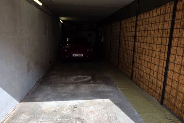 Pronájem garáže 16 m², Bohuslava Martinů, Praha Pronájem garáže 16 m², Bohuslava Martinů, Praha