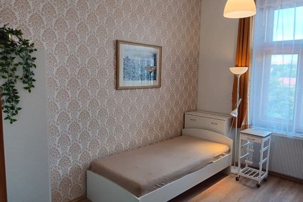 Pronájem bytu 1+kk 23 m², Svatoslavova, Praha Pronájem bytu 1+kk 23 m², Svatoslavova, Praha