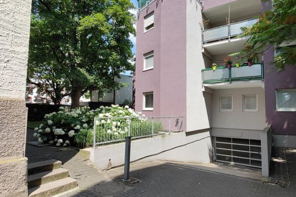 Pronájem bytu 2+1 55 m², Goethestraße 17 A, Offenbach am Main Pronájem bytu 2+1 55 m², Goethestraße 17 A, Offenbach am Main
