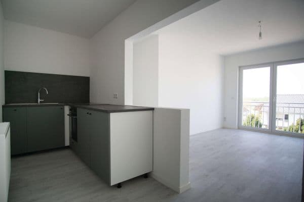 Pronájem bytu 2+1 38 m², Alte Bergstraße 3, Alsbach-Hähnlein Pronájem bytu 2+1 38 m², Alte Bergstraße 3, Alsbach-Hähnlein