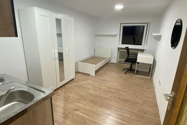 Pronájem bytu 1+1 24 m², Mannheim, Bádensko-Württembersko Pronájem bytu 1+1 24 m², Mannheim, Bádensko-Württembersko