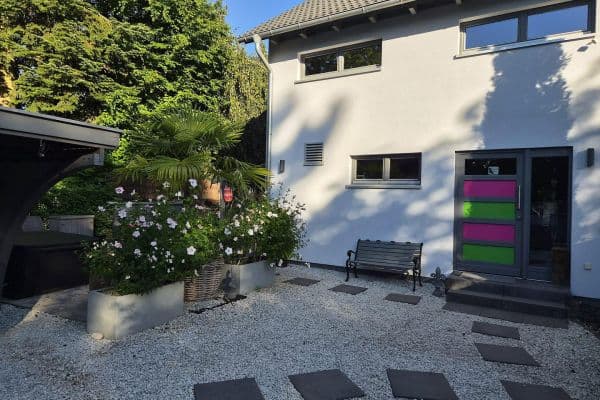 Prodej domu 116 m², pozemek 313 m², Bad Homburg Prodej domu 116 m², pozemek 313 m², Bad Homburg