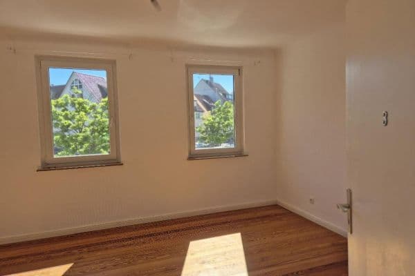 Pronájem bytu 21 m², Stuttgart-Weilimdorf Pronájem bytu 21 m², Stuttgart-Weilimdorf