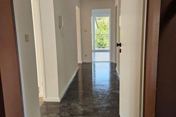 Pronájem bytu 3+1 84 m², Groß-Bieberau Pronájem bytu 3+1 84 m², Groß-Bieberau