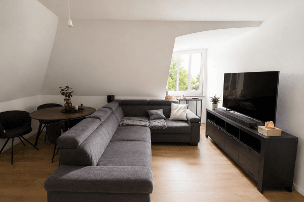 Pronájem bytu 1+kk 39 m², Aschheimer Straße 8, Feldkirchen, Bavorsko Pronájem bytu 1+kk 39 m², Aschheimer Straße 8, Feldkirchen, Bavorsko