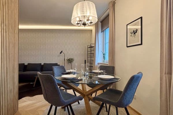 Pronájem bytu 4+kk 89 m², Na Zlatnici, Praha Pronájem bytu 4+kk 89 m², Na Zlatnici, Praha