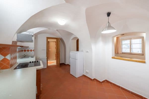 Pronájem bytu 2+kk 49 m², Sněmovní, Praha Pronájem bytu 2+kk 49 m², Sněmovní, Praha