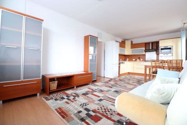 Pronájem bytu 3+kk 65 m², Vazovova, Praha Pronájem bytu 3+kk 65 m², Vazovova, Praha