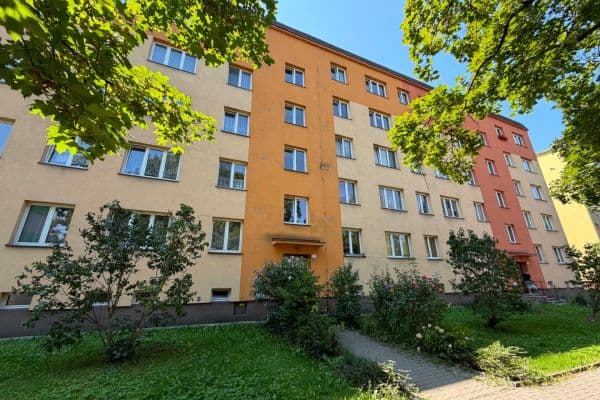 Pronájem bytu 3+1 68 m², Karla Pokorného, Ostrava Pronájem bytu 3+1 68 m², Karla Pokorného, Ostrava