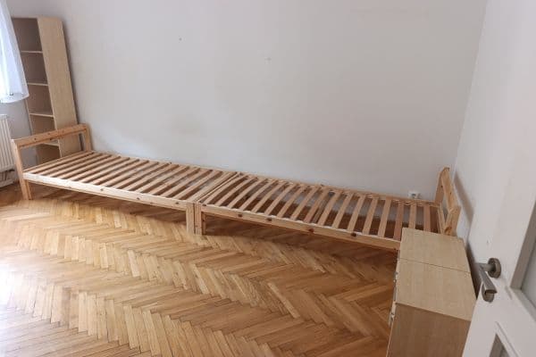 Pronájem bytu 1+1 26 m², Železničního pluku, Pardubice Pronájem bytu 1+1 26 m², Železničního pluku, Pardubice