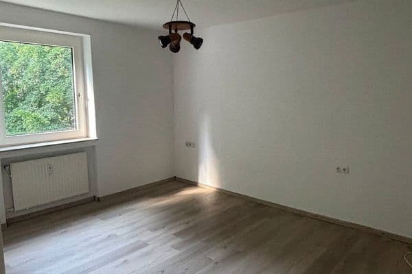 Pronájem bytu 2+1 60 m², Phönixhütte 13, Essen Pronájem bytu 2+1 60 m², Phönixhütte 13, Essen