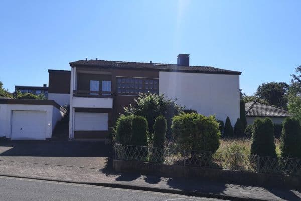 Prodej domu 273 m², pozemek 667 m², Am Schöt, Hameln Prodej domu 273 m², pozemek 667 m², Am Schöt, Hameln