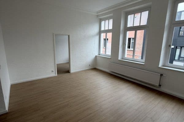 Pronájem bytu 2+1 55 m², Adolfstraße 9, Krefeld, Severní Porýní-Vestfálsko Pronájem bytu 2+1 55 m², Adolfstraße 9, Krefeld, Severní Porýní-Vestfálsko