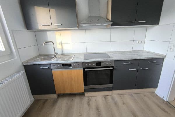 Pronájem bytu 3+1 65 m², Göppingen-Faurndau Pronájem bytu 3+1 65 m², Göppingen-Faurndau