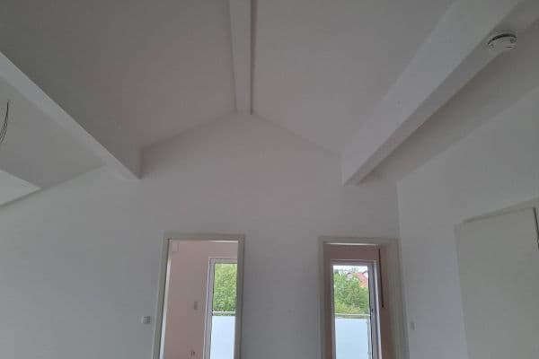 Pronájem bytu 3+1 96 m², Rosenheimer Str. 31, Grafing, Bavorsko Pronájem bytu 3+1 96 m², Rosenheimer Str. 31, Grafing, Bavorsko