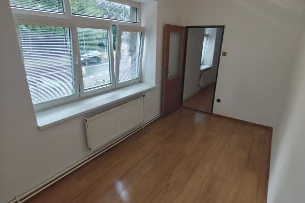 Pronájem bytu 3+1 60 m², Čáslavská, Chrudim, Pardubický kraj Pronájem bytu 3+1 60 m², Čáslavská, Chrudim, Pardubický kraj